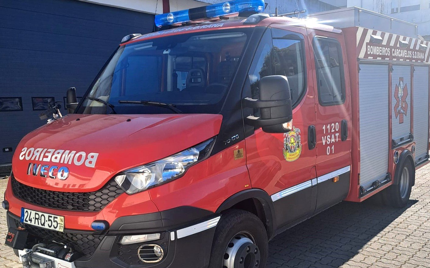 JOVENS feridas, uma delas com gravidade, em despiste na A5 junto a Caparide