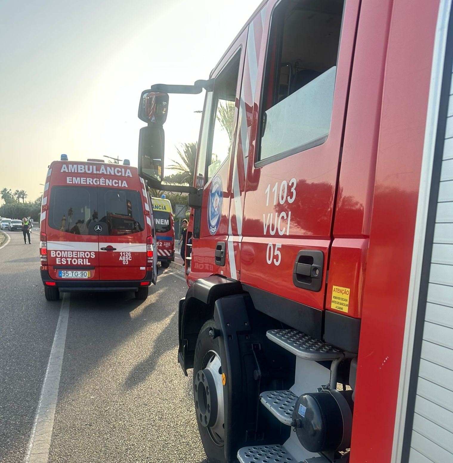 MENOR de 15 anos e jovem de 18 feridos em colisão entre ligeiro e motociclo na Guia
