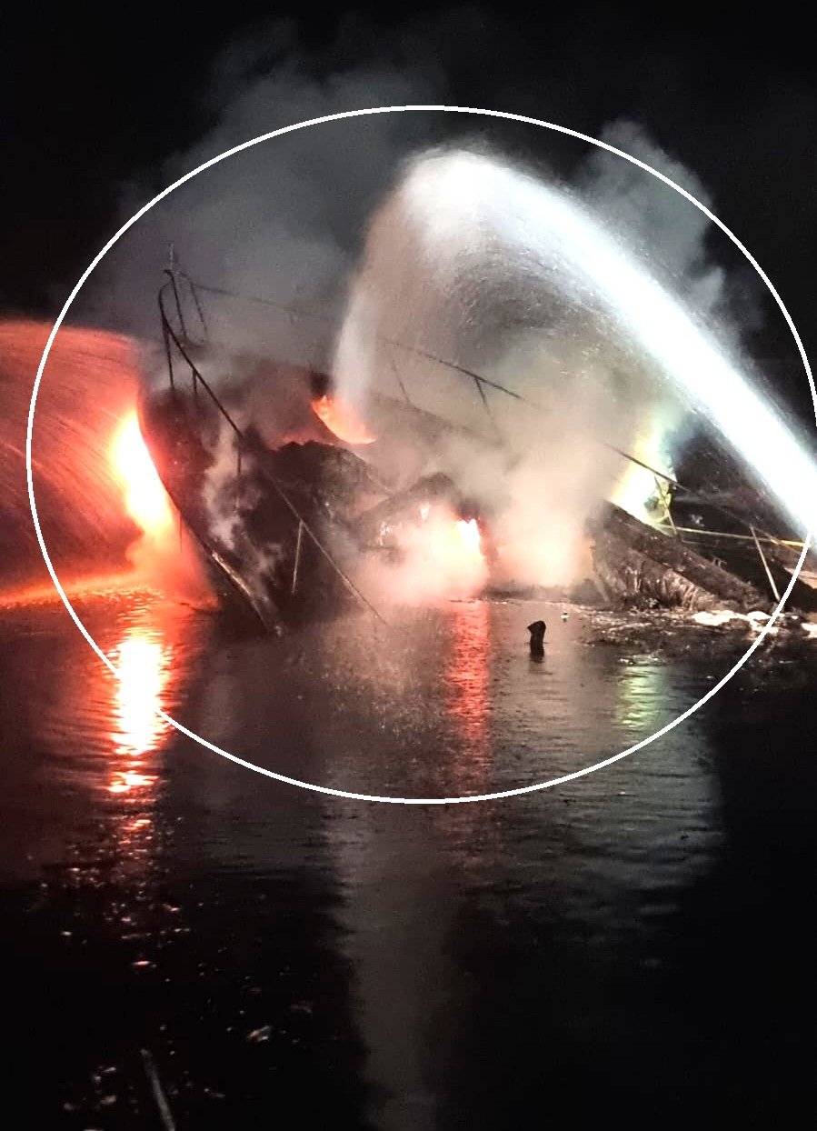 REVELAÇÕES | BARCO que ardeu e afundou pertence a indivíduo do Leste e estava há um mês na Marina
