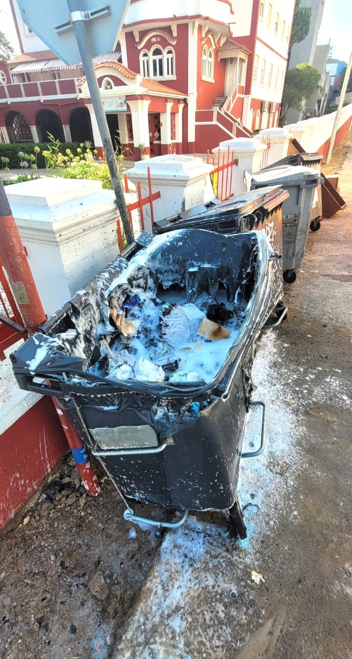 FOGO em contentor junto às Irmãs Hospitaleiras pode ter sido ato de vandalismo