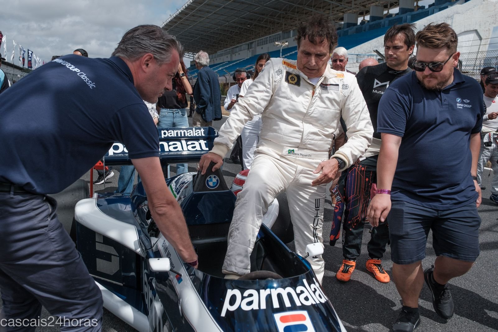 TRICAMPEÃO Nelson Piquet assistiu no Estoril aos 300 km da Porsche Carrera Cup Brasil em dia histórico para o automobilismo