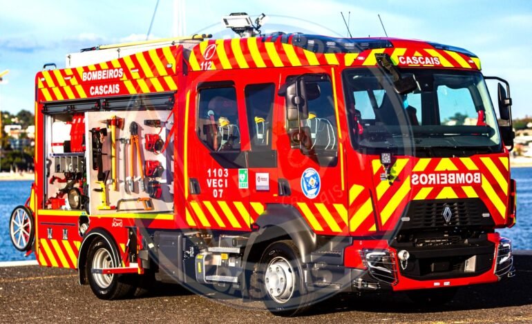 CASCAIS com viatura multifunções dos bombeiros para ajudar a salvar vidas