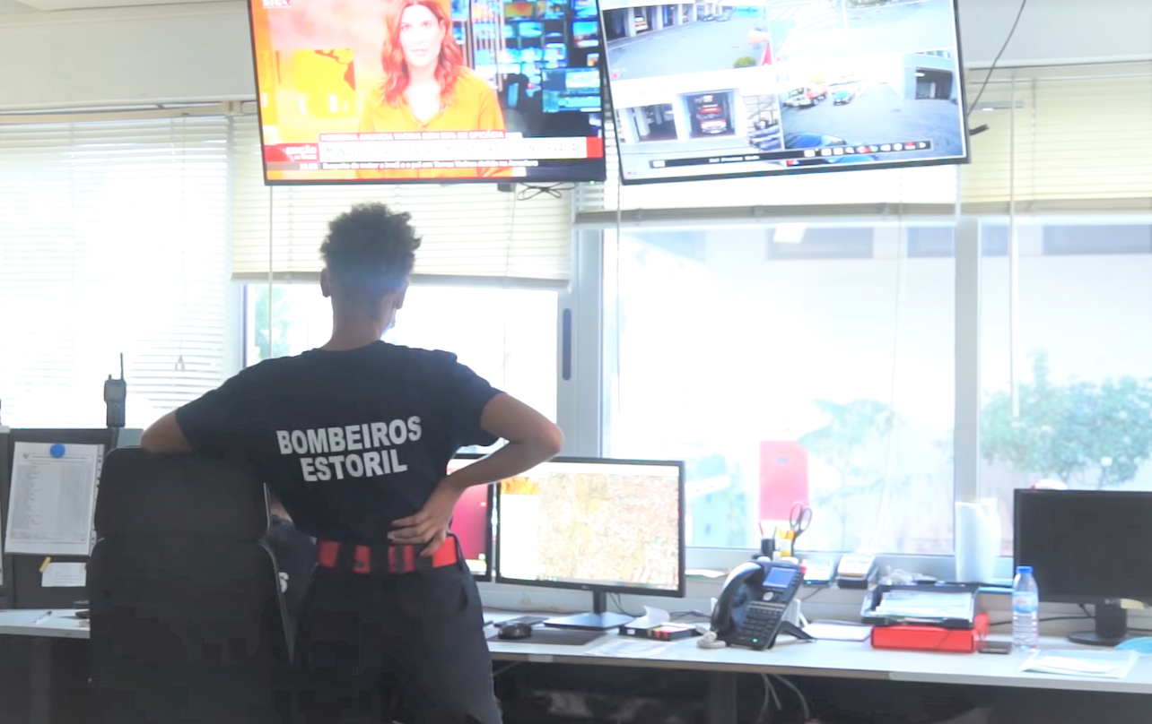 CASAL provoca alarme ao deixar munições de artilharia no quartel dos Bombeiros do Estoril