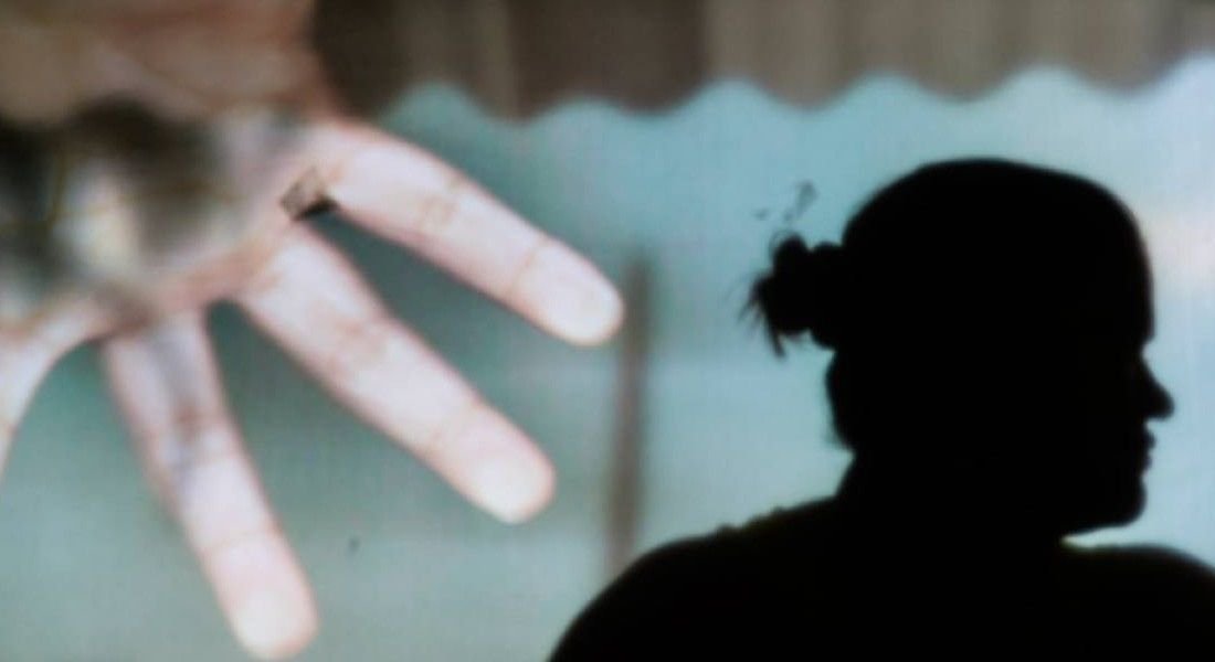 PREVENTIVA para homem que agredia e ameaçava a mulher de a queimar viva