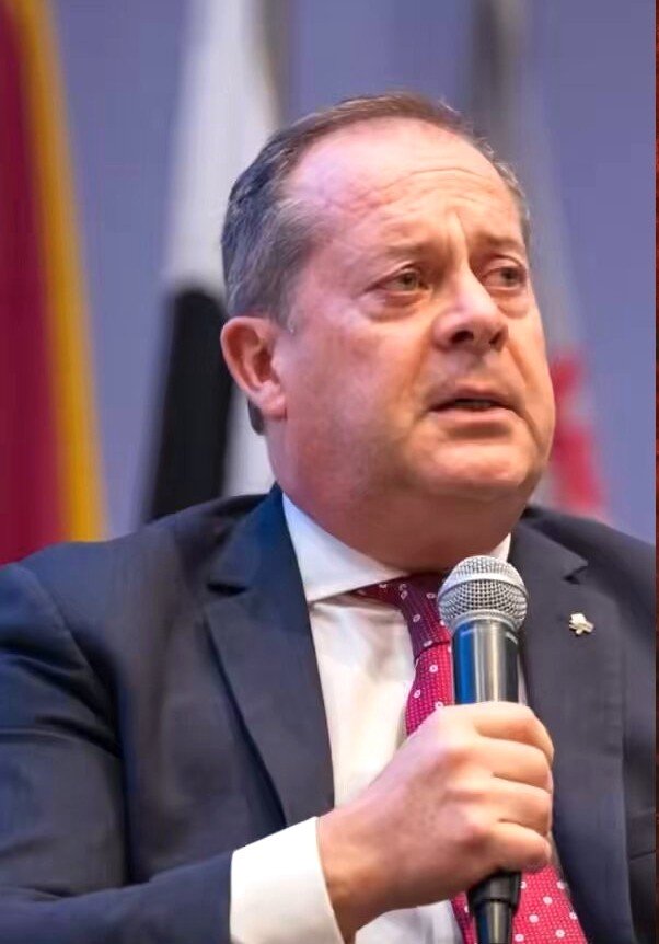 EXECUTIVO pode “chumbar” reclamação de ex-candidato Pinto Pereira