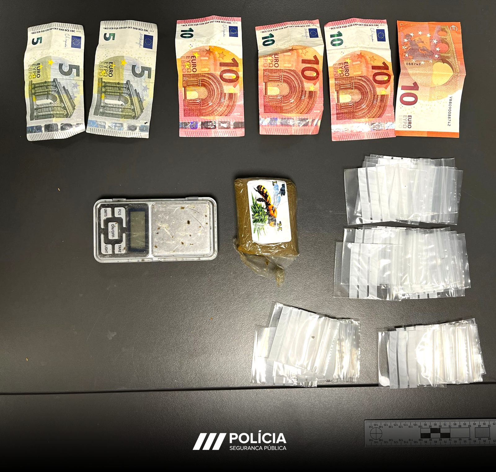 NERVOSISMO traiu jovem traficante no Estoril