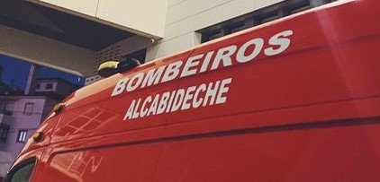 ACIDENTE faz quatro feridos, três deles graves, na estrada dos Bernardos em Manique