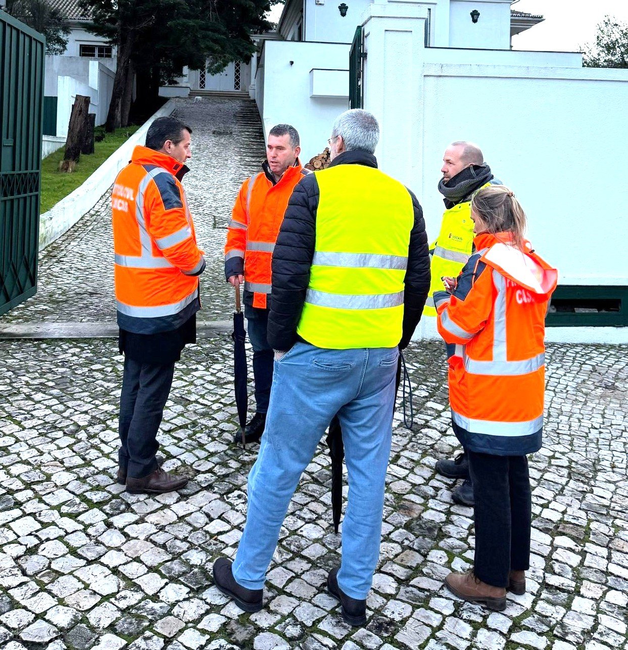 SÁBADO agitado para Piteira Lopes que esteve no terreno a acompanhar derrocadas, quedas de árvores e fogo na Torre