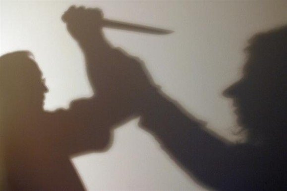 POSSESSIVO e ciumento em preventiva por ameaças de morte e perseguição no trabalho a ex-namorada